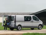Renault Trafic LWB Kombi 2001 года (UK)